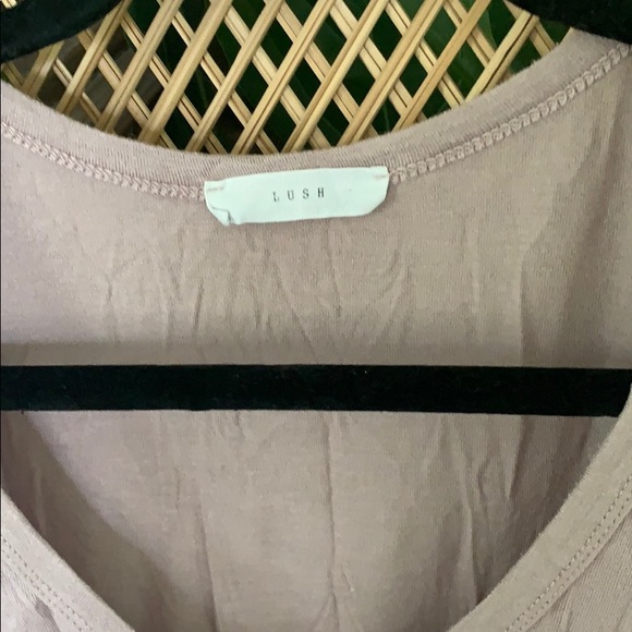 Lush tee - Picture 3 of 3